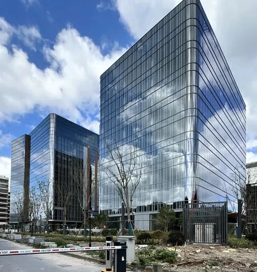 格瑞特助力甲级智能化商务办公楼建设(图2)